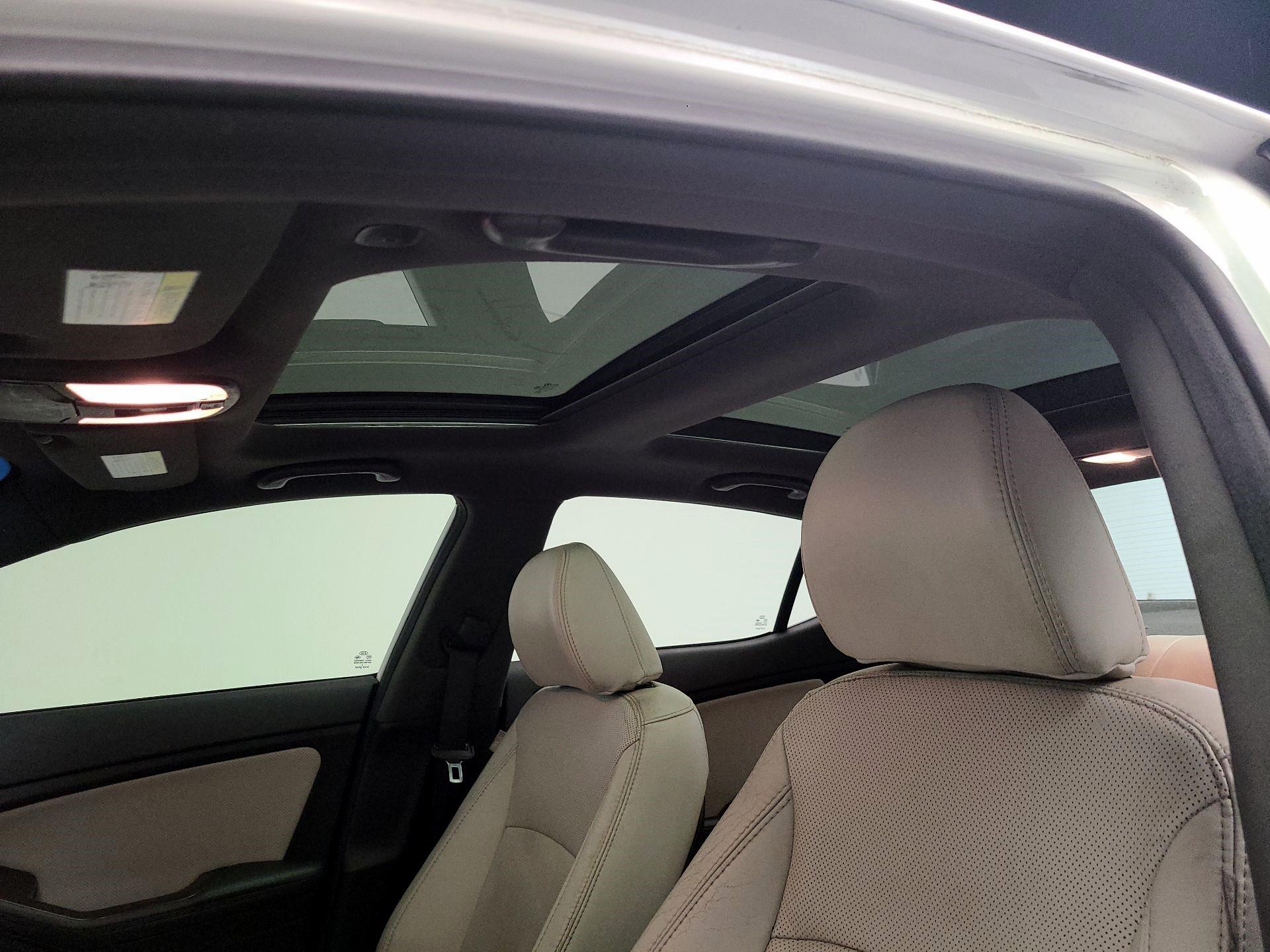 Thumbnail: 2013 Kia Optima - 19