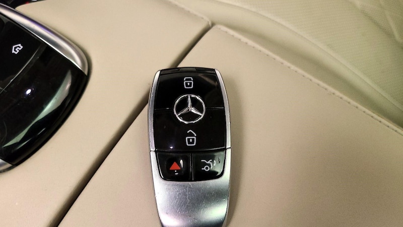 2018 Mercedes-Benz S-Class S 560 24