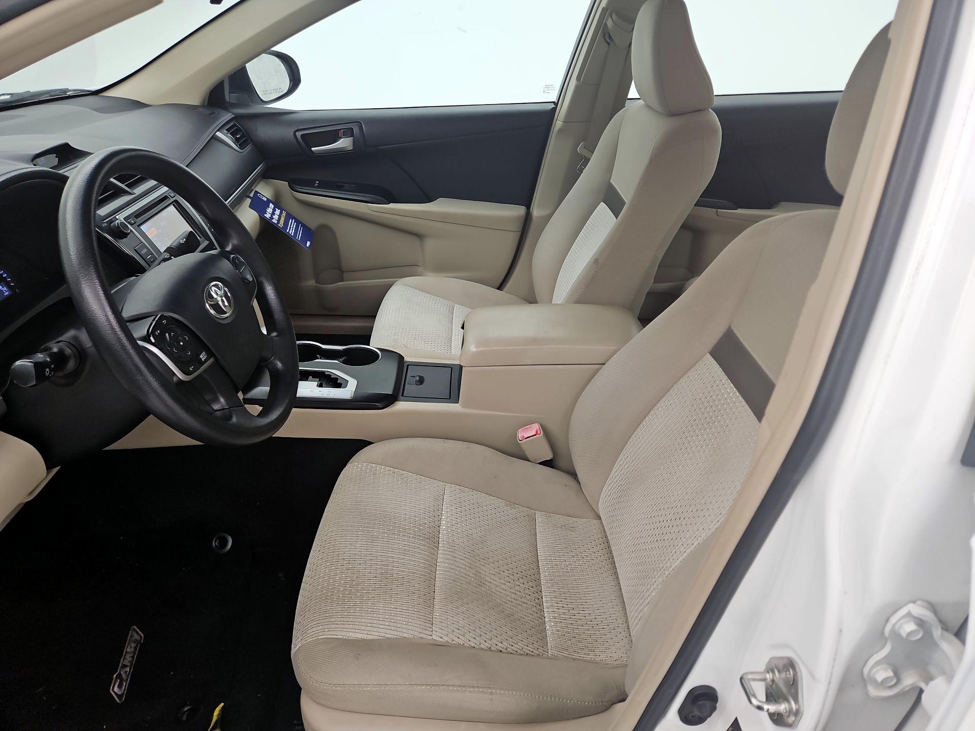 Thumbnail: 2014 Toyota Camry - 11