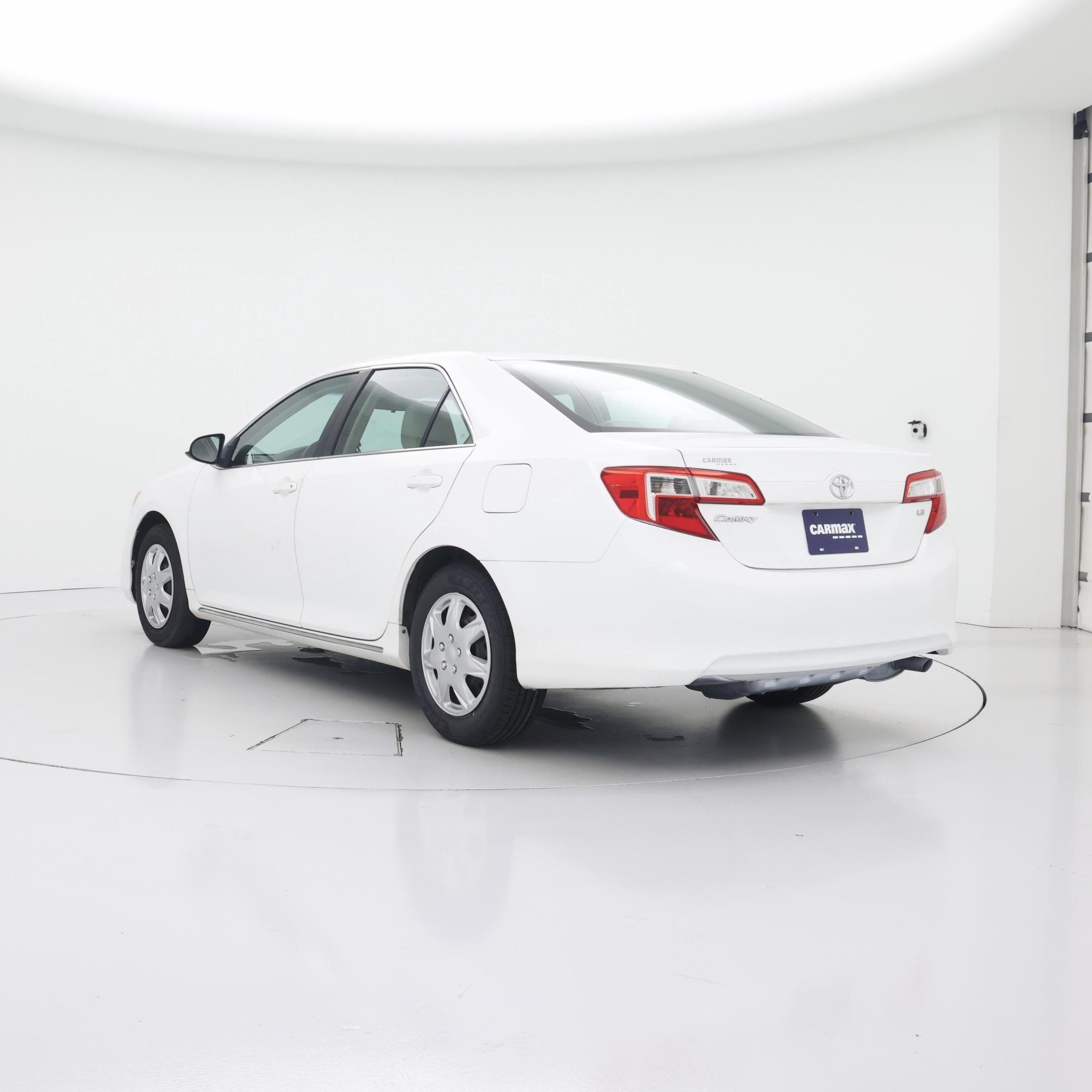 Thumbnail: 2014 Toyota Camry - 2