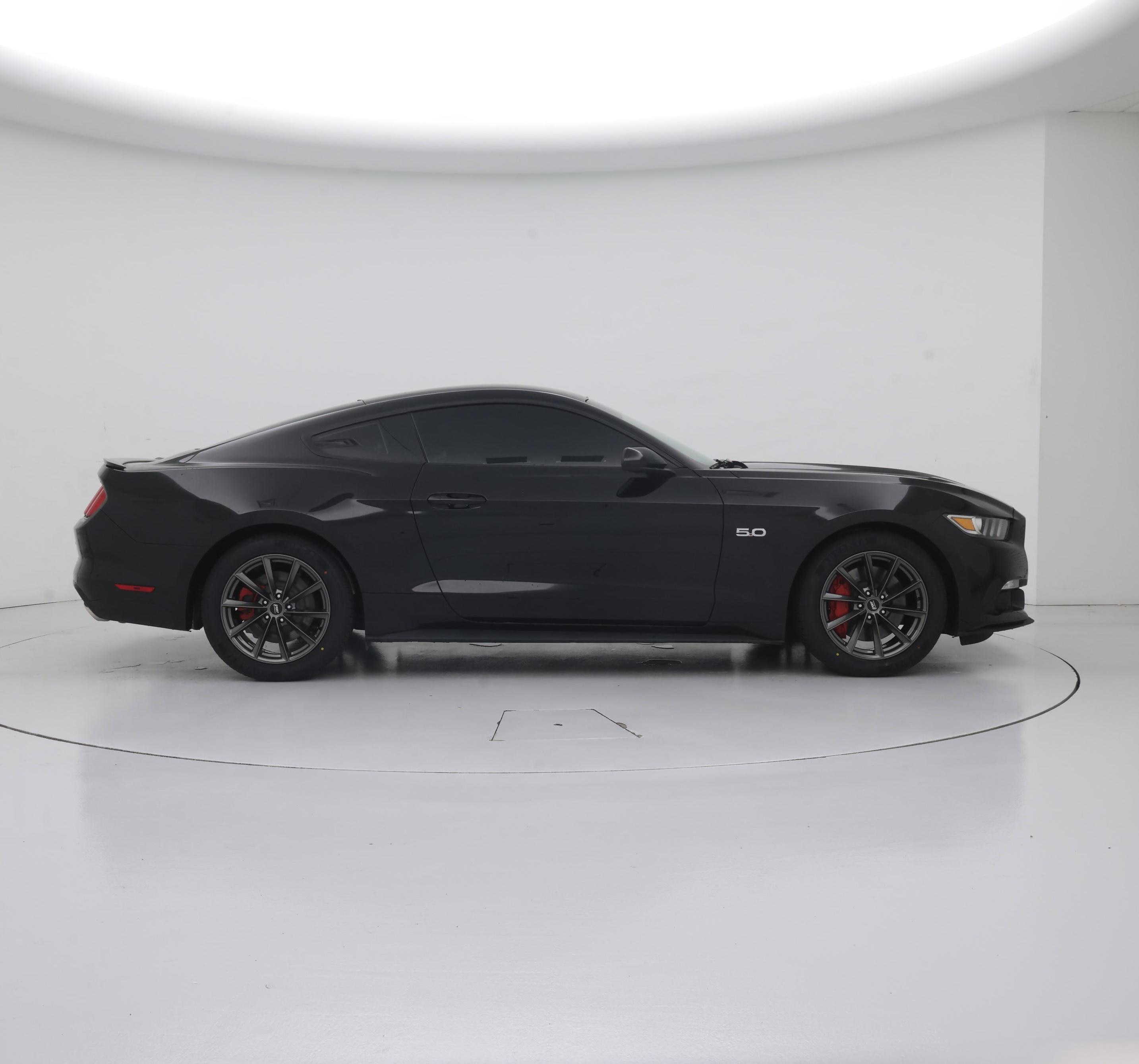 Thumbnail: 2015 Ford Mustang - 7
