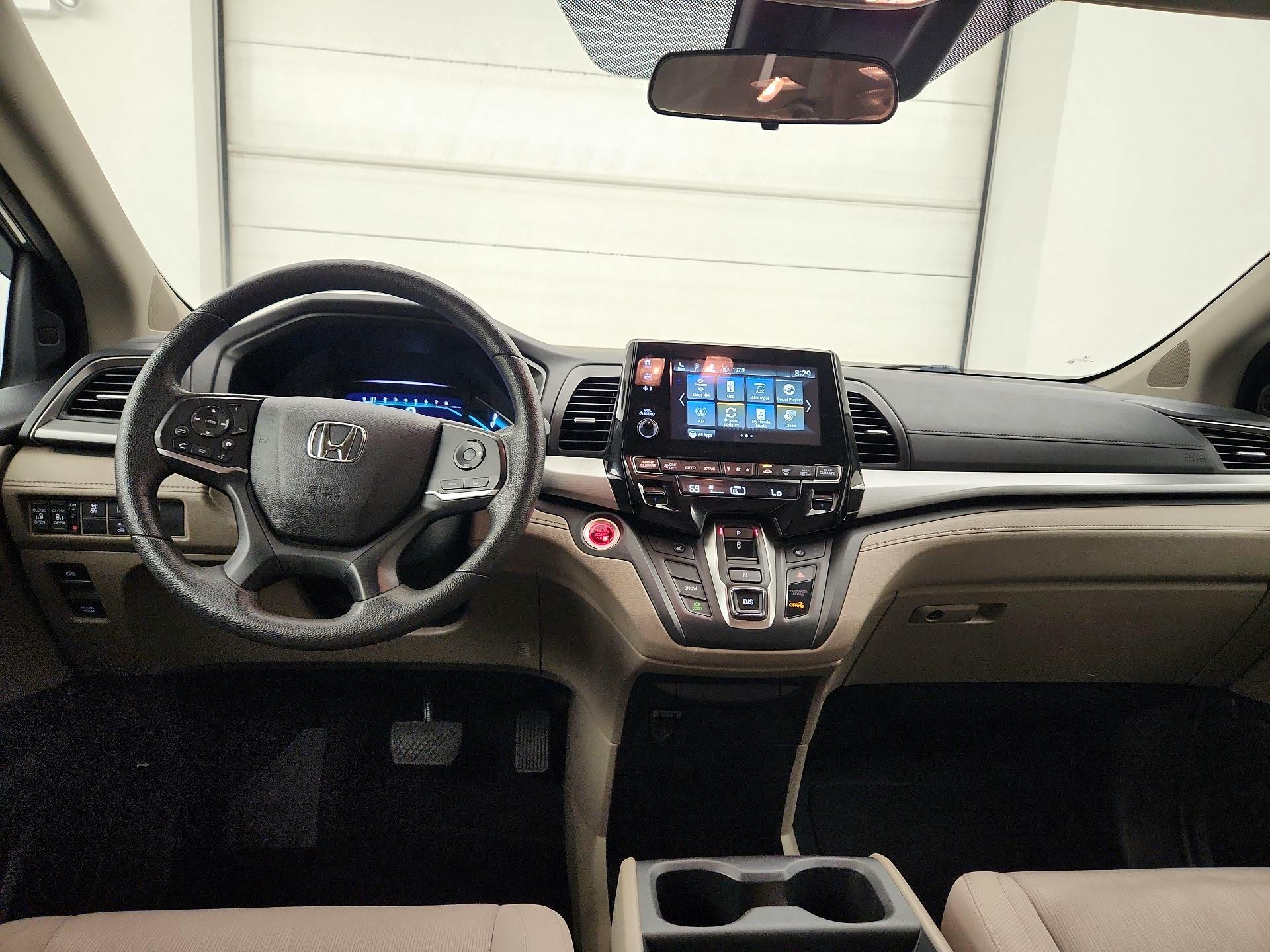 Thumbnail: 2018 Honda Odyssey - 9