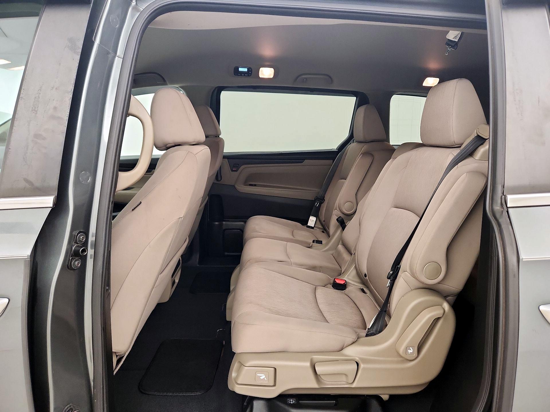 Thumbnail: 2018 Honda Odyssey - 19