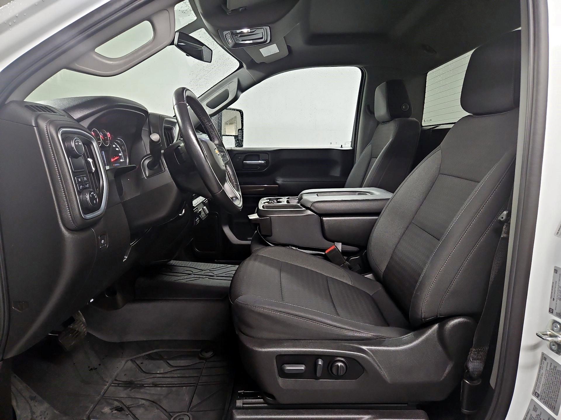 Thumbnail: 2022 Chevrolet Silverado 3500 - 11