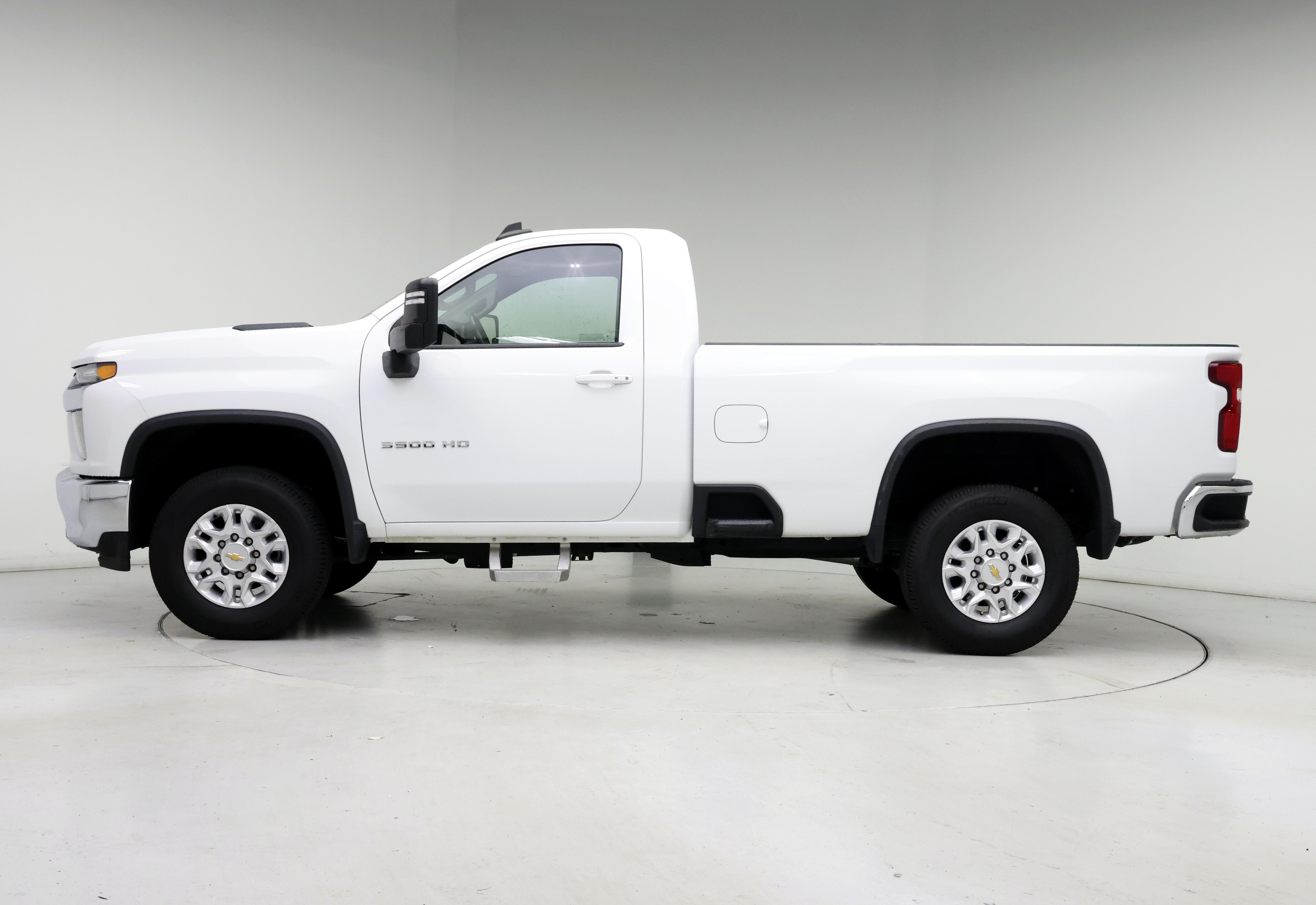 Thumbnail: 2022 Chevrolet Silverado 3500 - 3