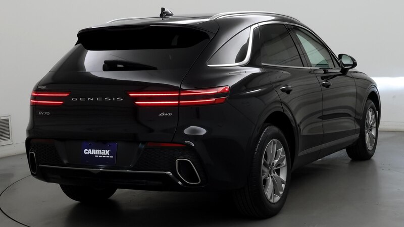 2022 Genesis GV70  8