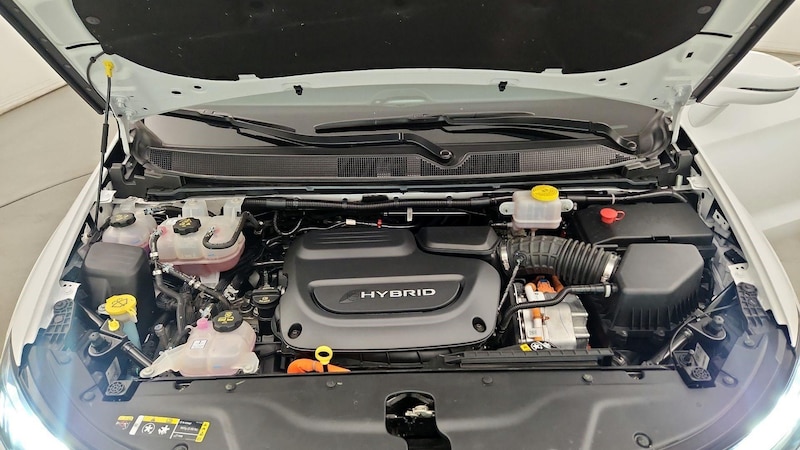 2022 Chrysler Pacifica Hybrid Touring L 22