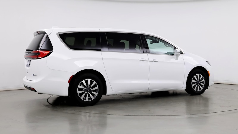 2022 Chrysler Pacifica Hybrid Touring L 7