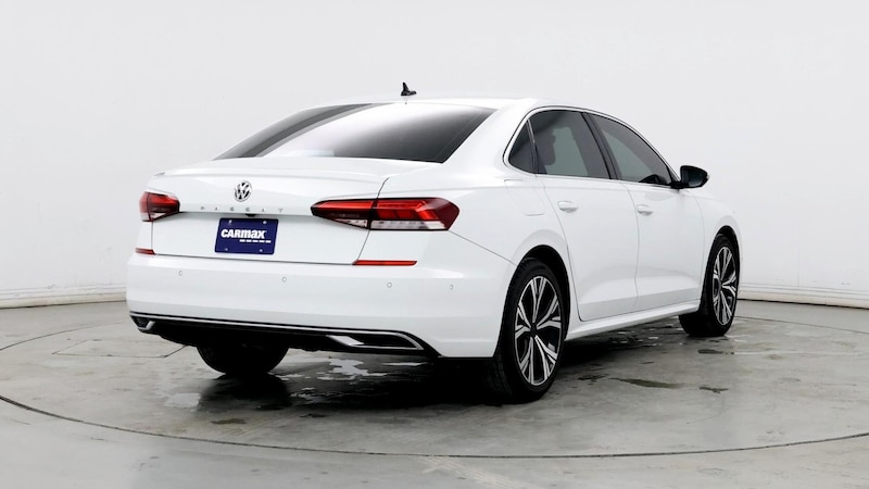 2020 Volkswagen Passat SEL 8