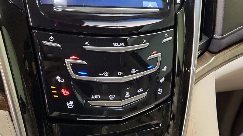 2019 Cadillac Escalade ESV Luxury 17