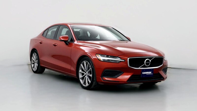 2019 Volvo S60 T5 Momentum Hero Image