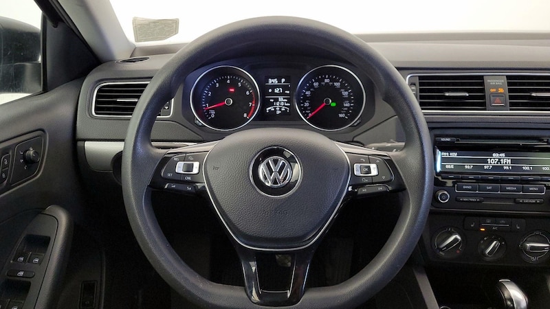 2015 Volkswagen Jetta SE 10