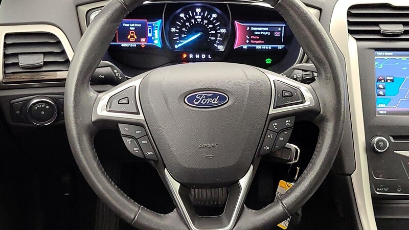 2015 Ford Fusion SE 10