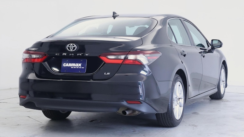 2023 Toyota Camry LE 2