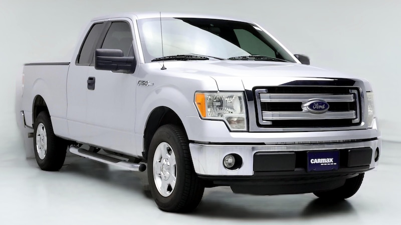 2013 Ford F-150 XLT Hero Image