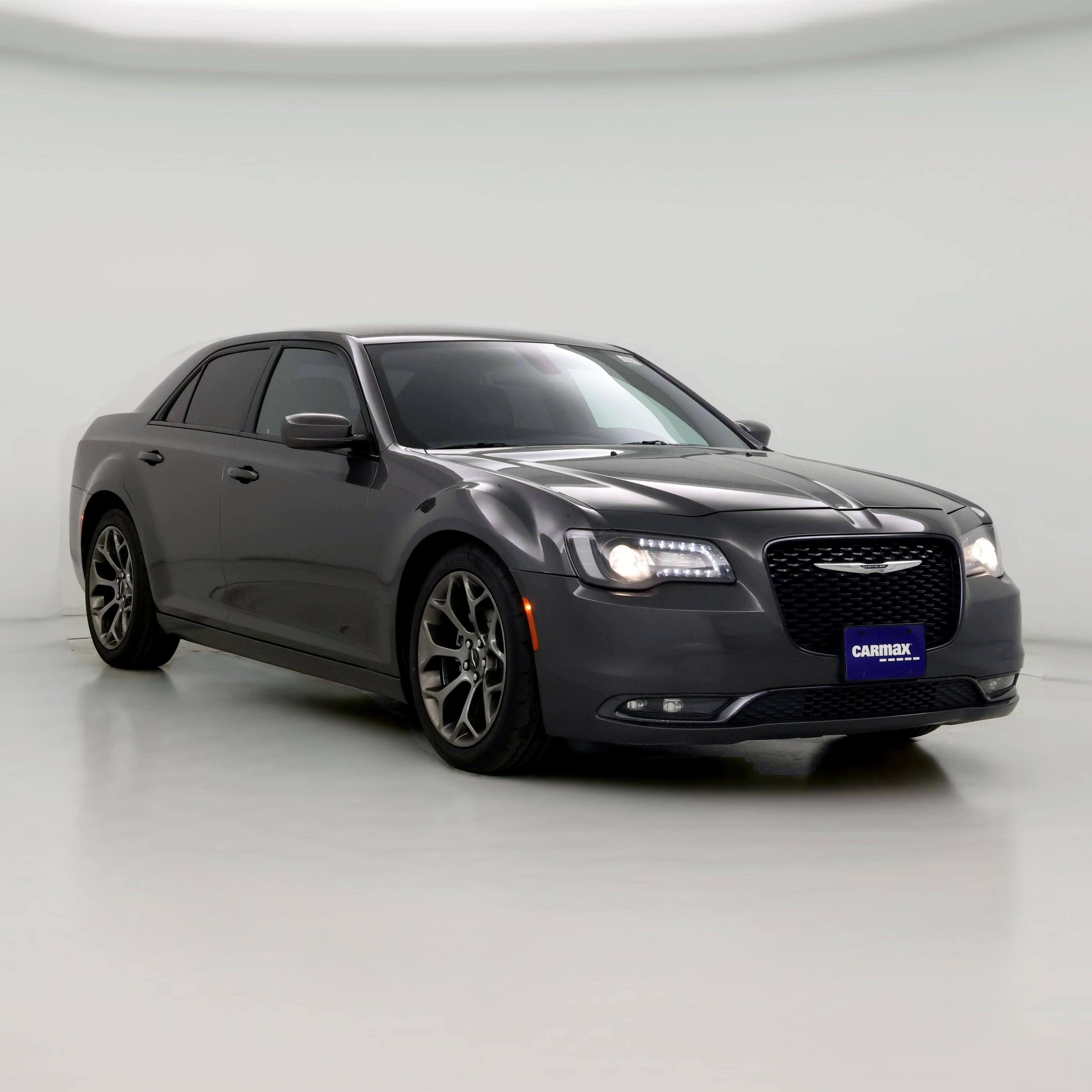 Thumbnail: 2017 Chrysler 300 - 1