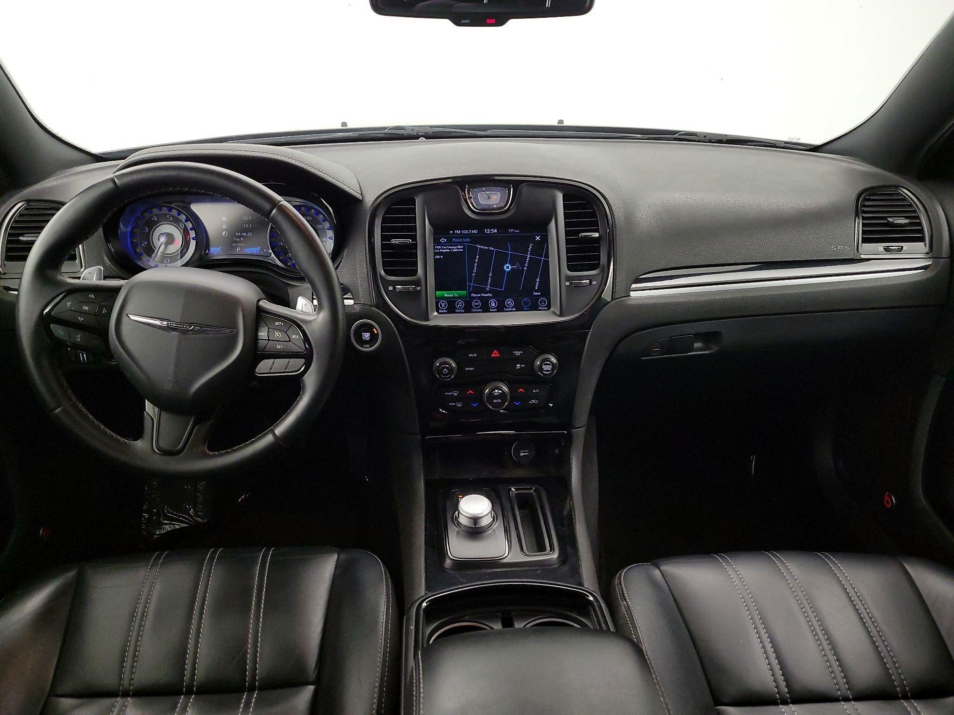 Thumbnail: 2017 Chrysler 300 - 9