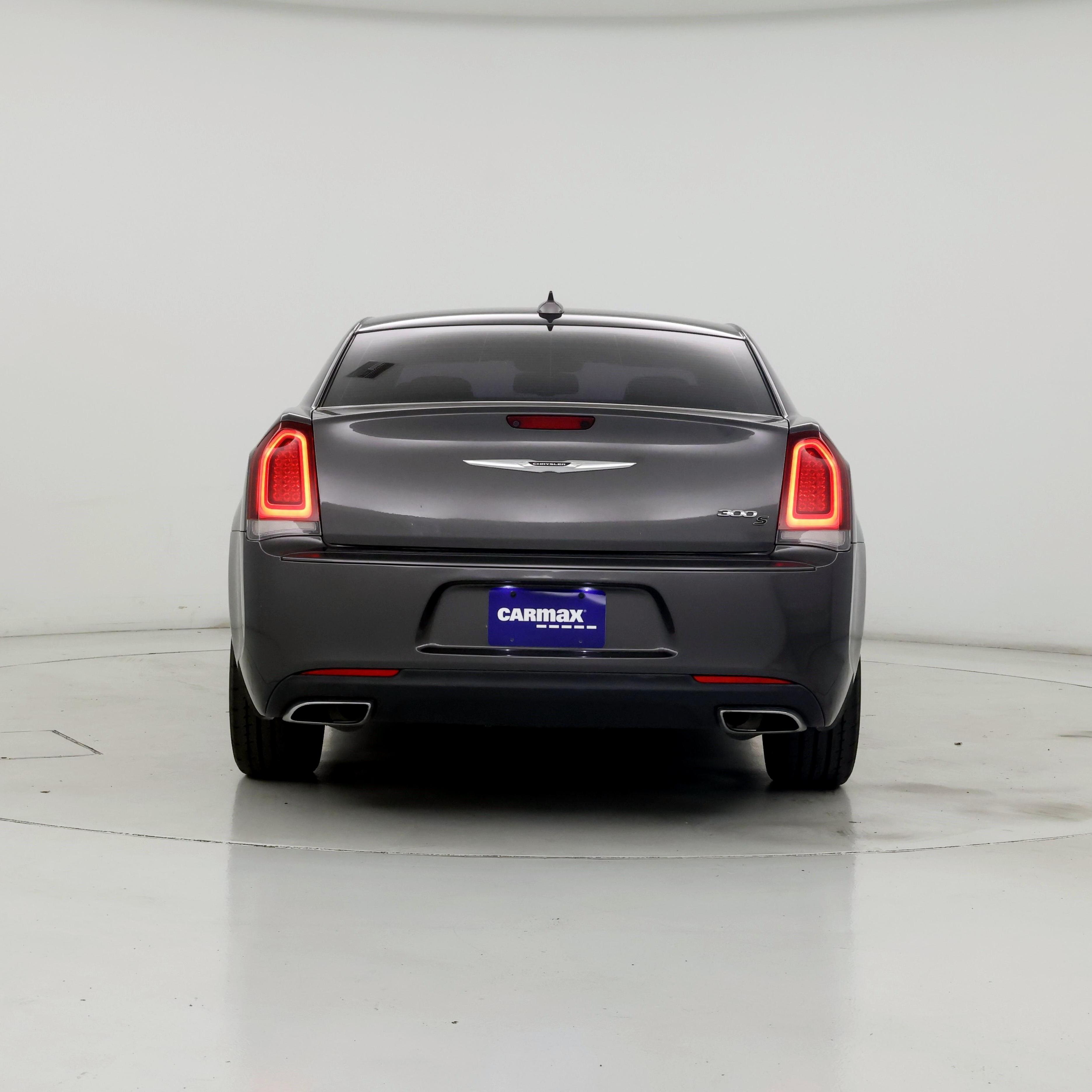 Thumbnail: 2017 Chrysler 300 - 6