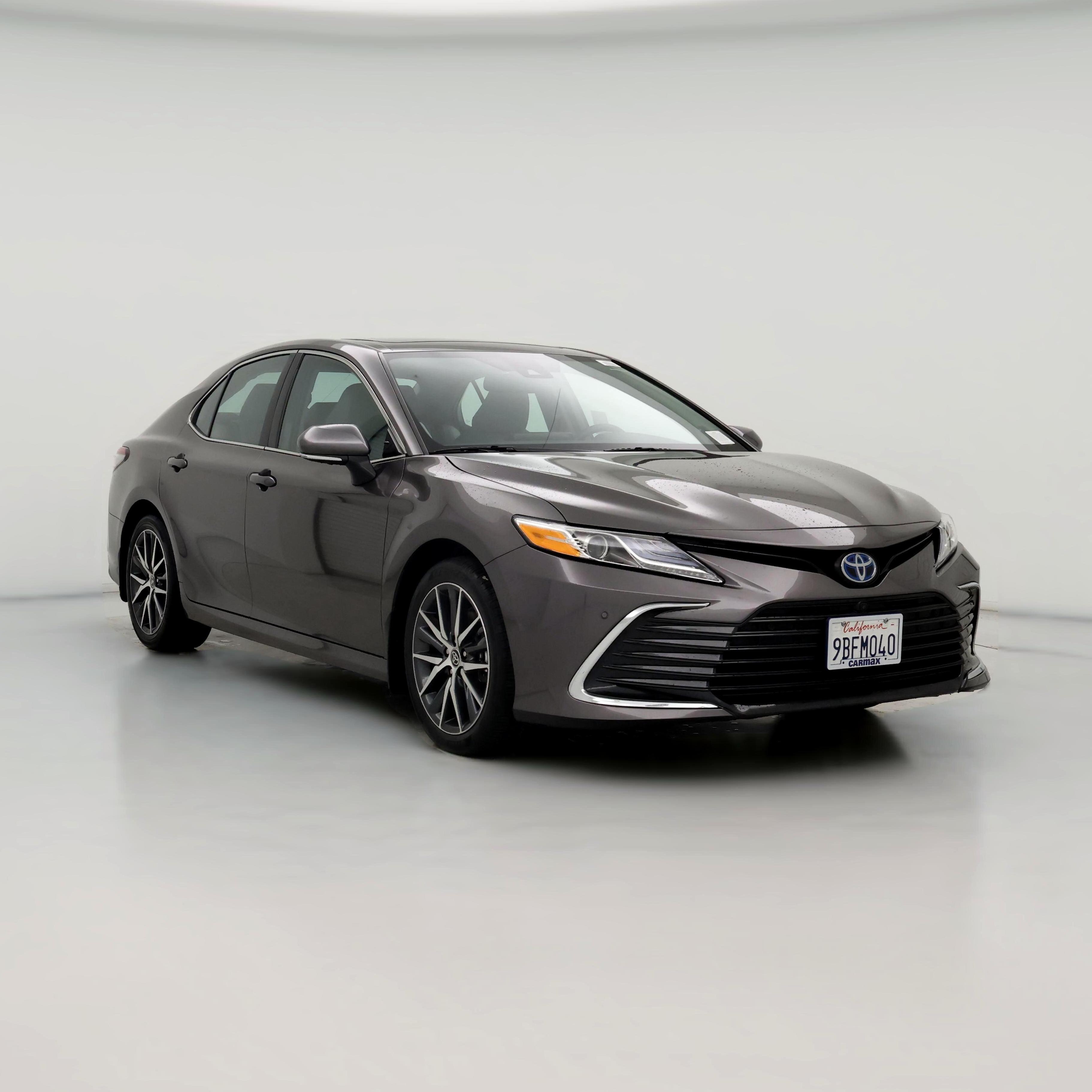 2020 toyota deals camry hybrid used