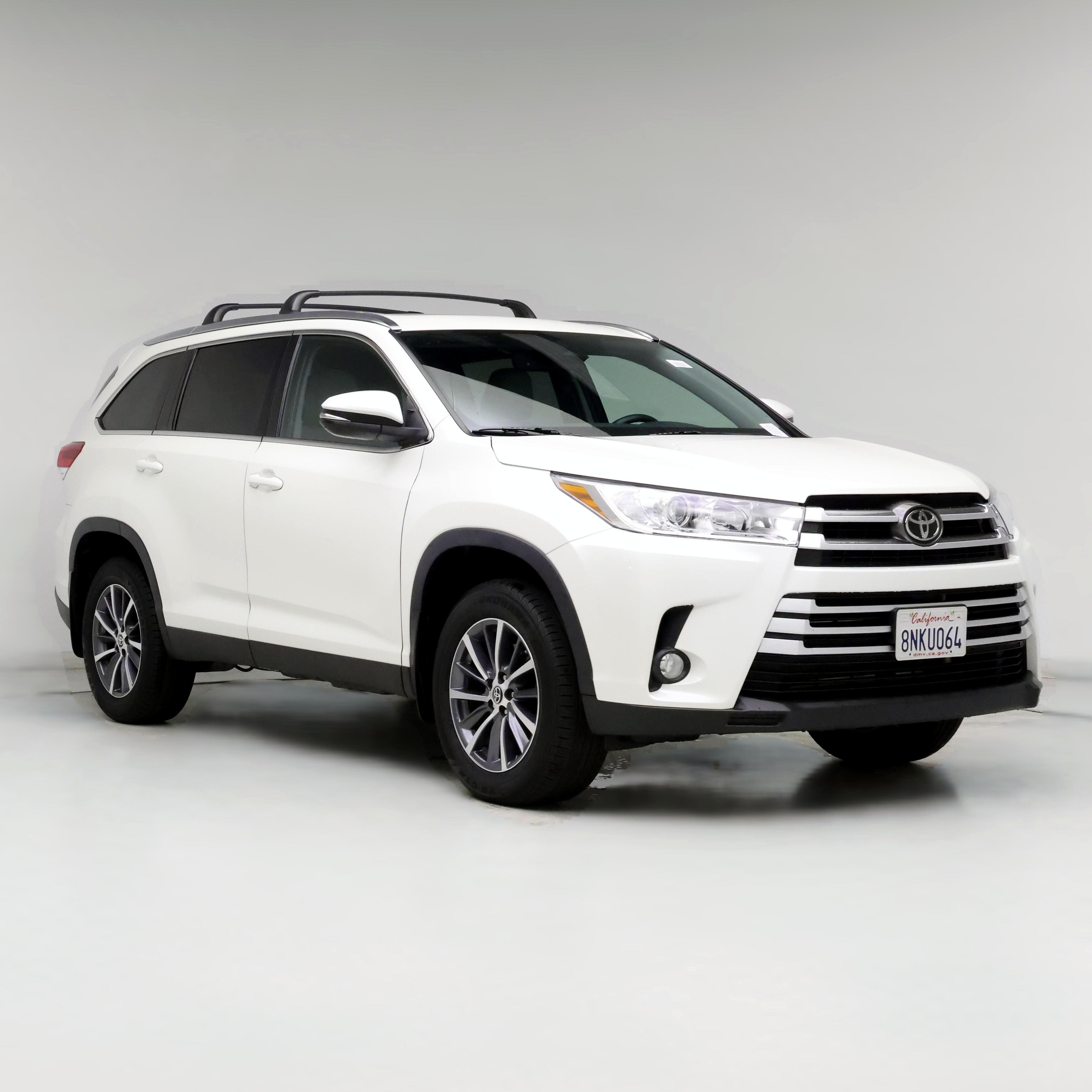 Discover 143+ 2019 toyota highlander interior best tnbvietnam.edu.vn