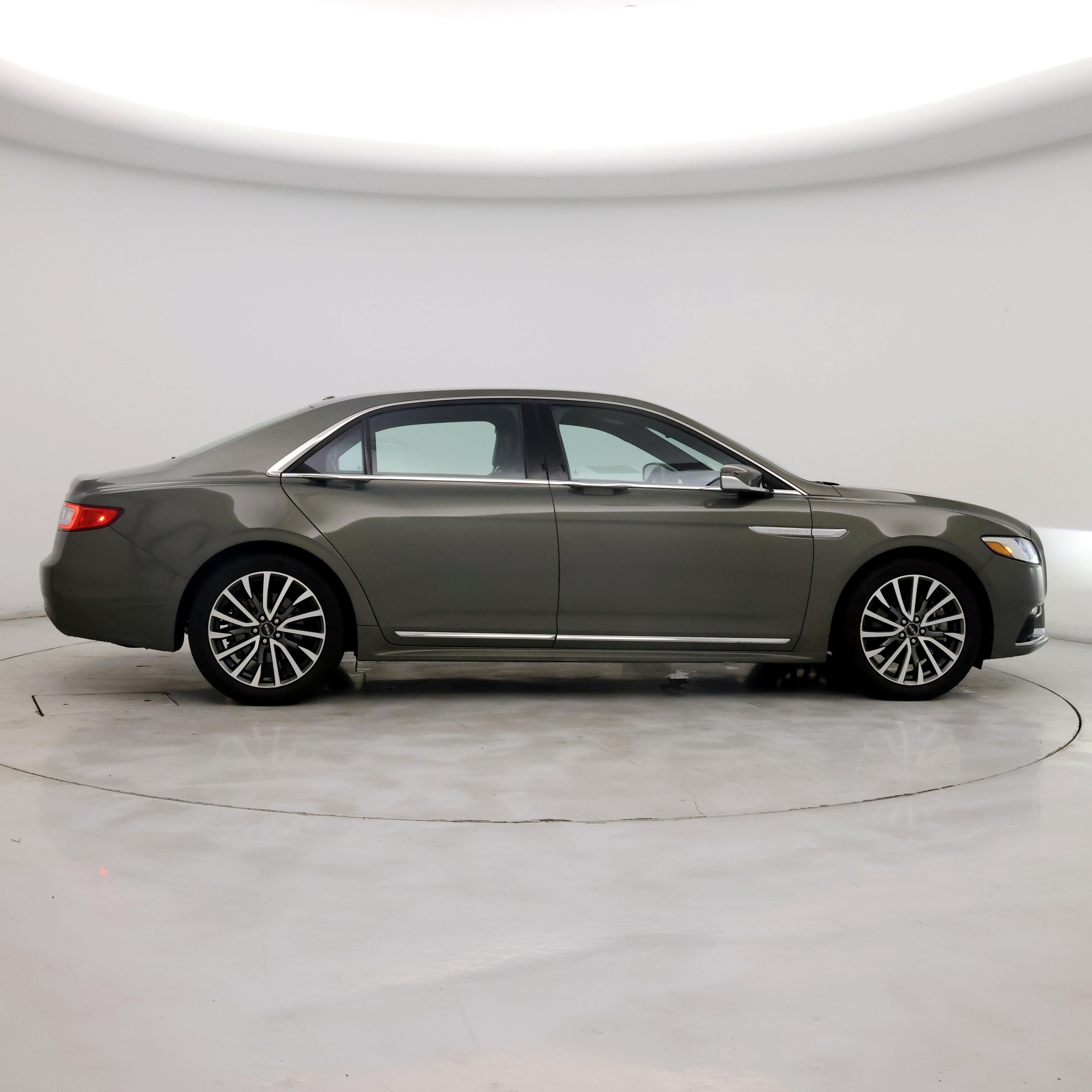 Thumbnail: 2017 Lincoln Continental - 7