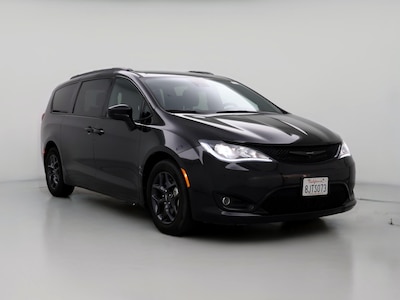 2019 Chrysler Pacifica  -
                Los Angeles, CA