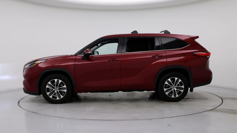 2022 Toyota Highlander XLE 3