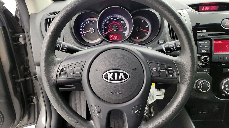 2013 Kia Forte EX 10