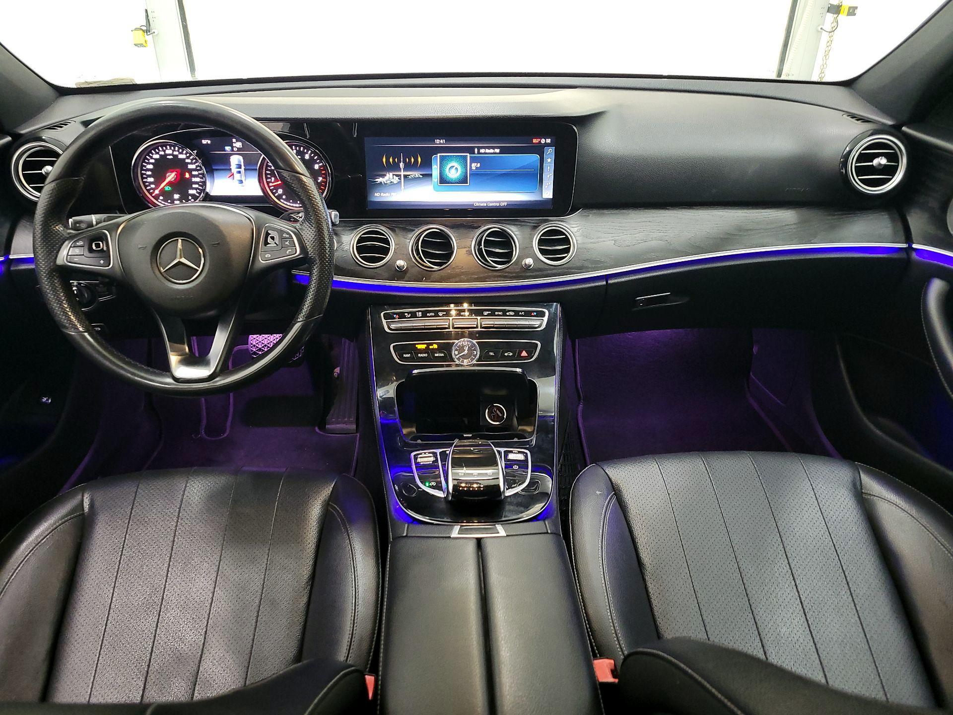 Thumbnail: 2017 Mercedes-Benz E-Class - 9