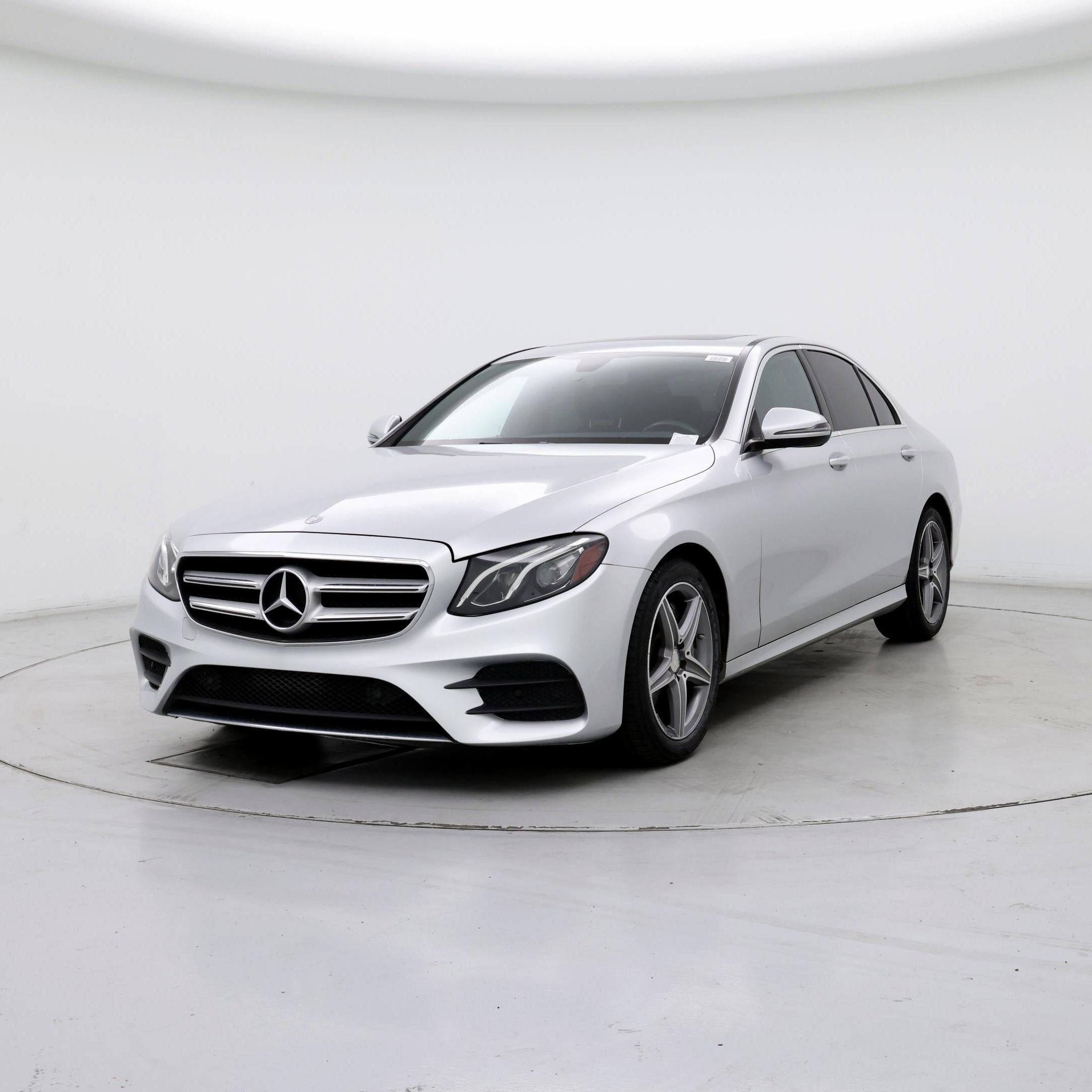Thumbnail: 2017 Mercedes-Benz E-Class - 4