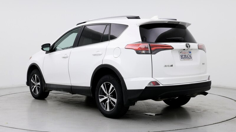 2018 Toyota RAV4 XLE 2