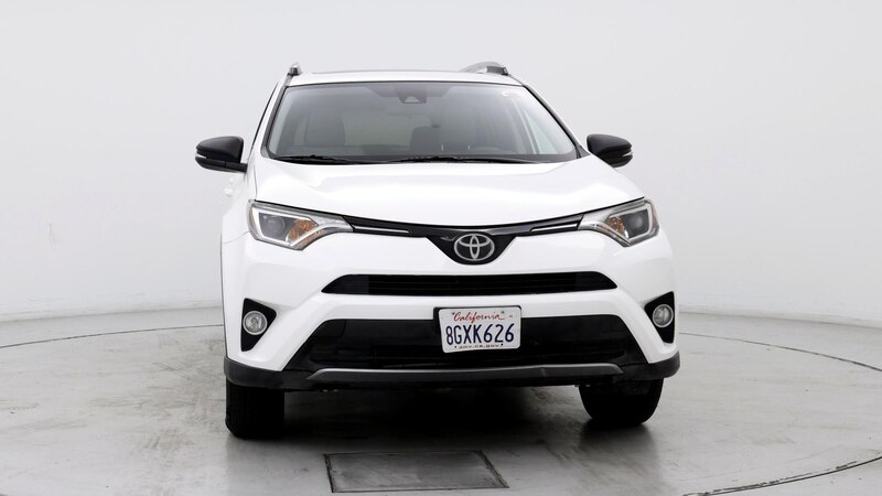 2018 Toyota RAV4 XLE 5