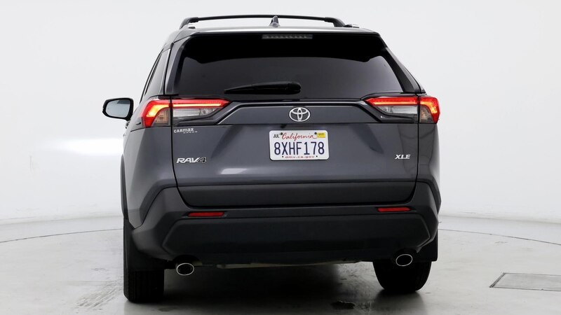 2021 Toyota RAV4 XLE 6