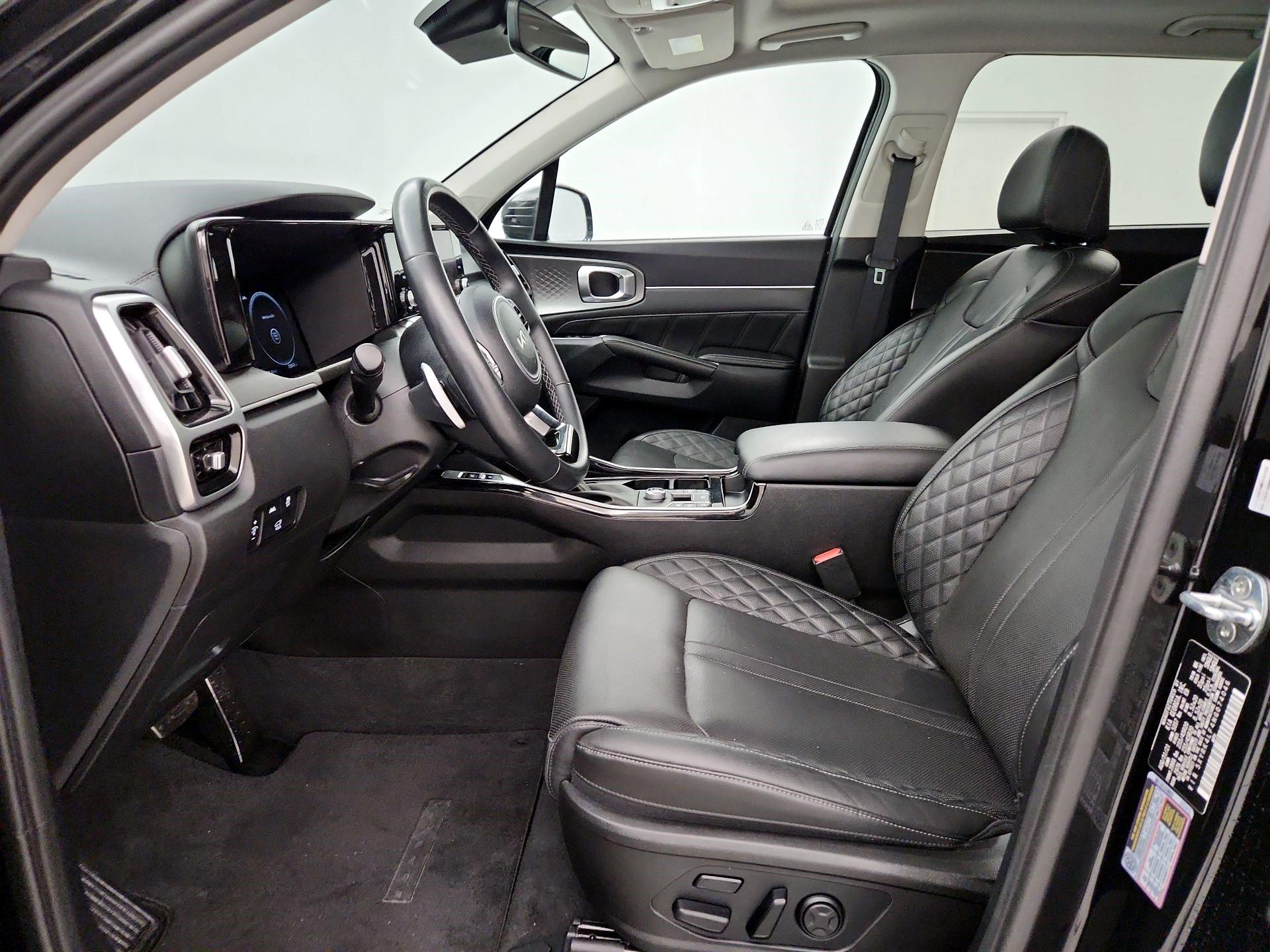 Thumbnail: 2022 Kia Sorento - 11