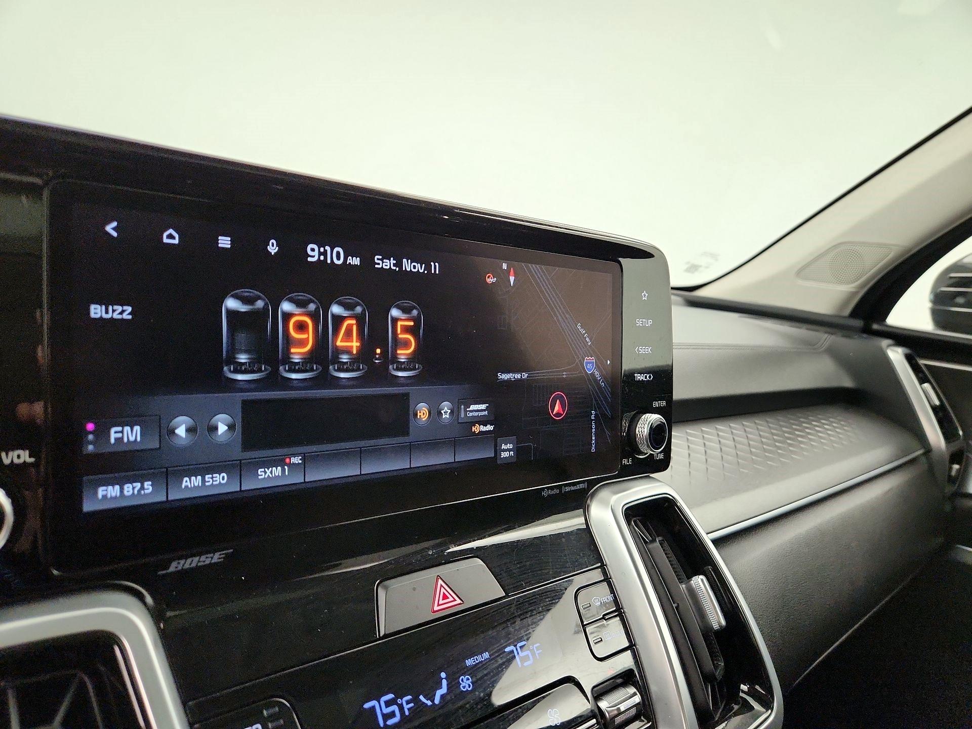 Thumbnail: 2022 Kia Sorento - 16