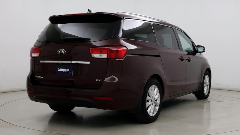 2017 Kia Sedona EX 8