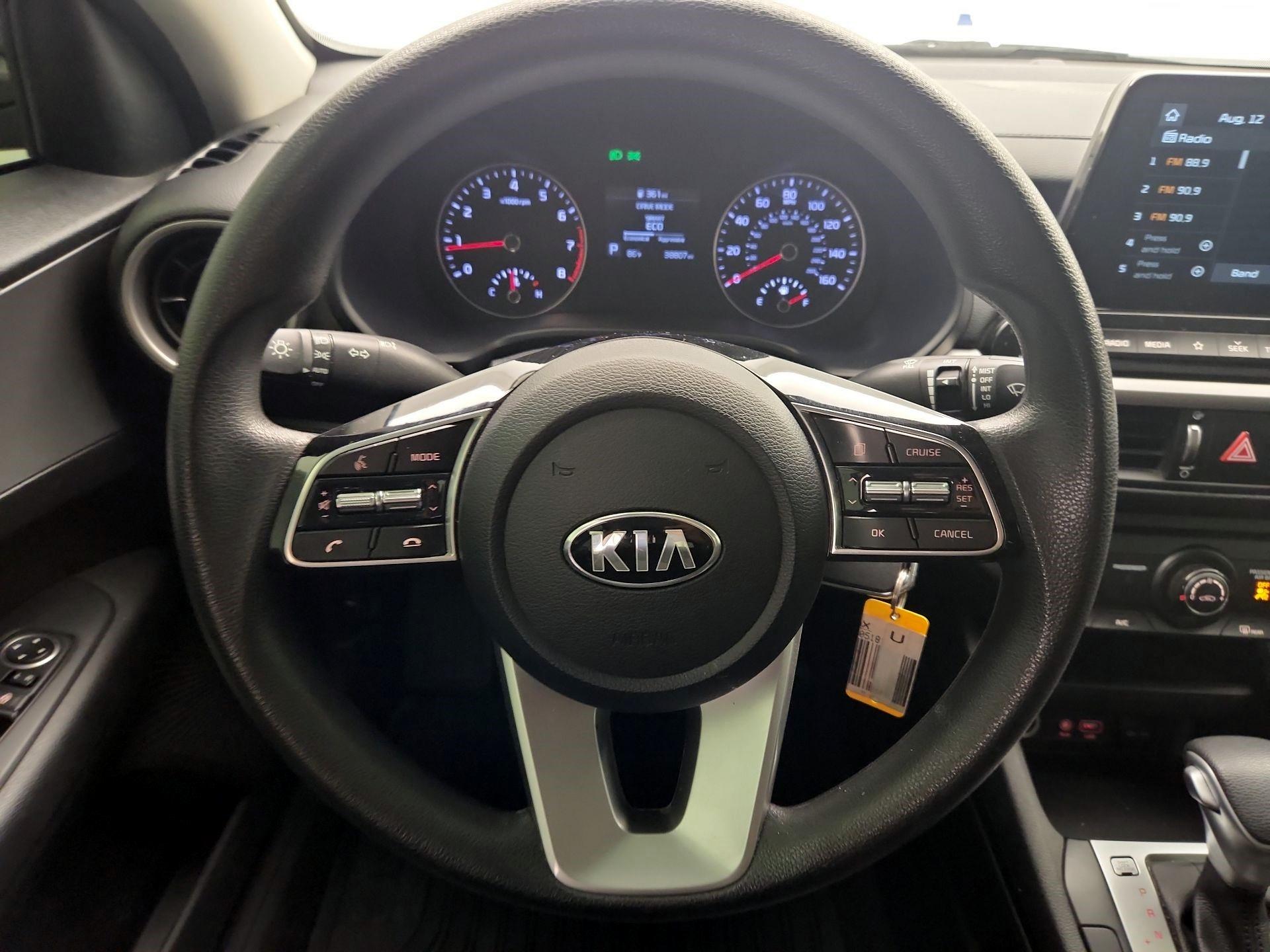 Thumbnail: 2021 Kia Forte - 10