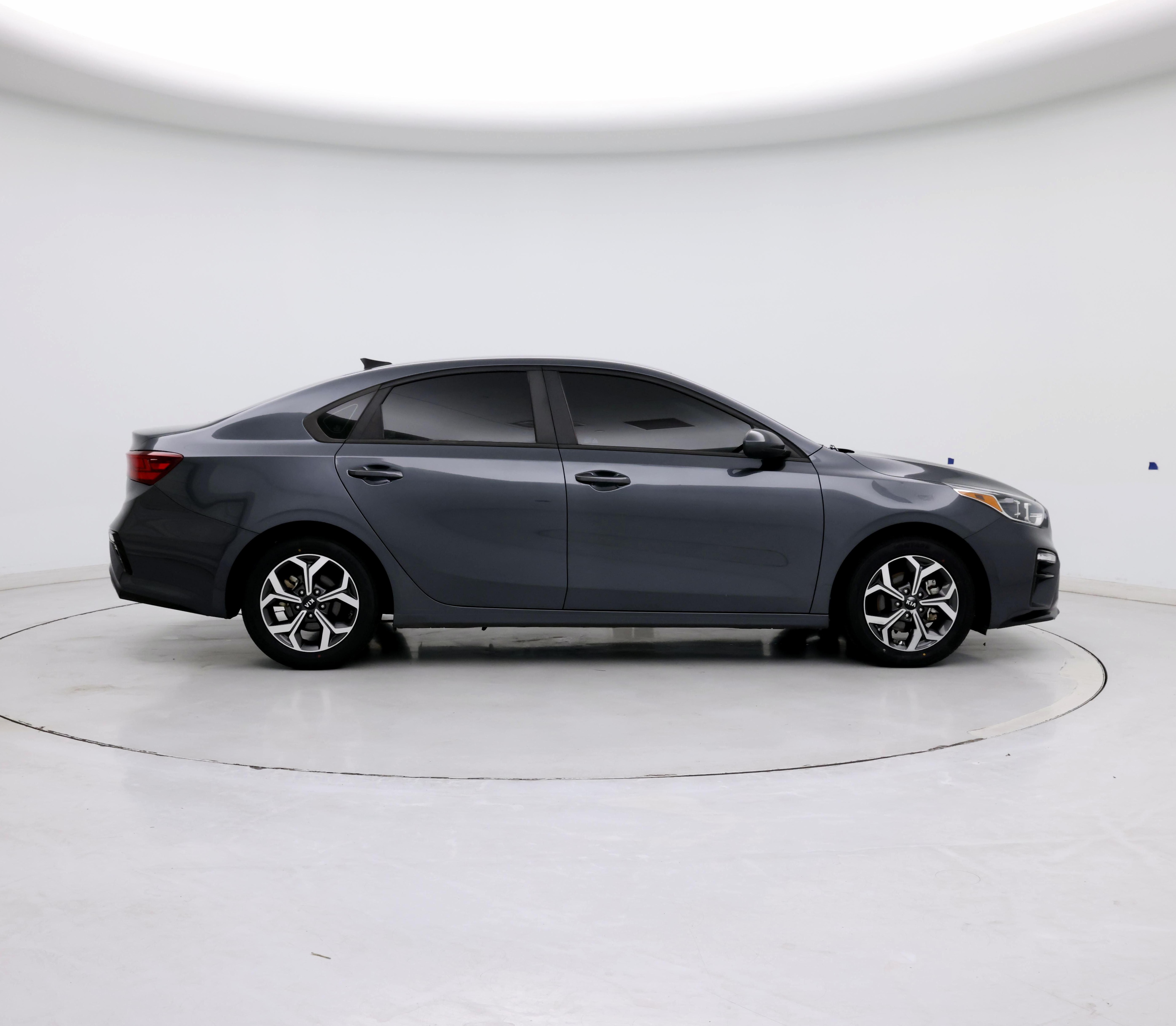 Thumbnail: 2021 Kia Forte - 7