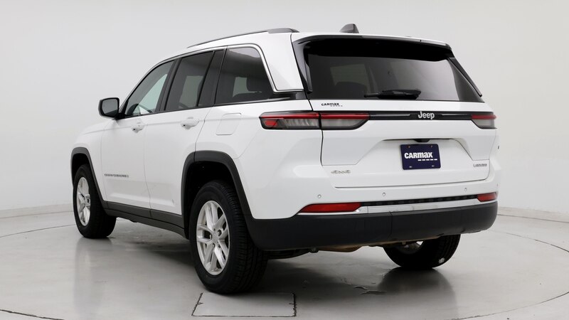 2023 Jeep Grand Cherokee Laredo 2