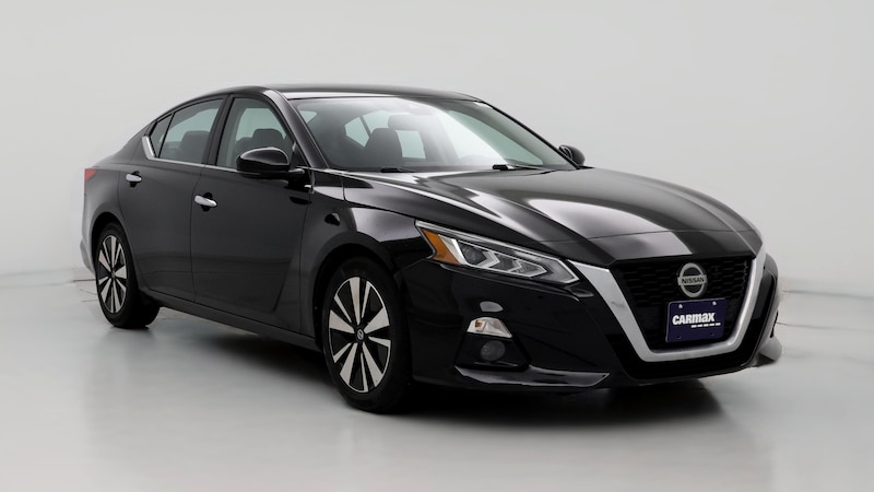 2019 Nissan Altima SL Hero Image