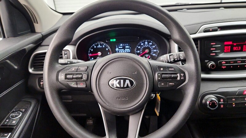 2016 Kia Sorento L 10