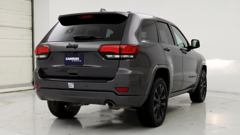 2018 Jeep Grand Cherokee Altitude 8