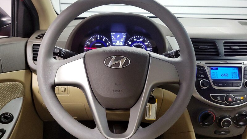 2014 Hyundai Accent GLS 10