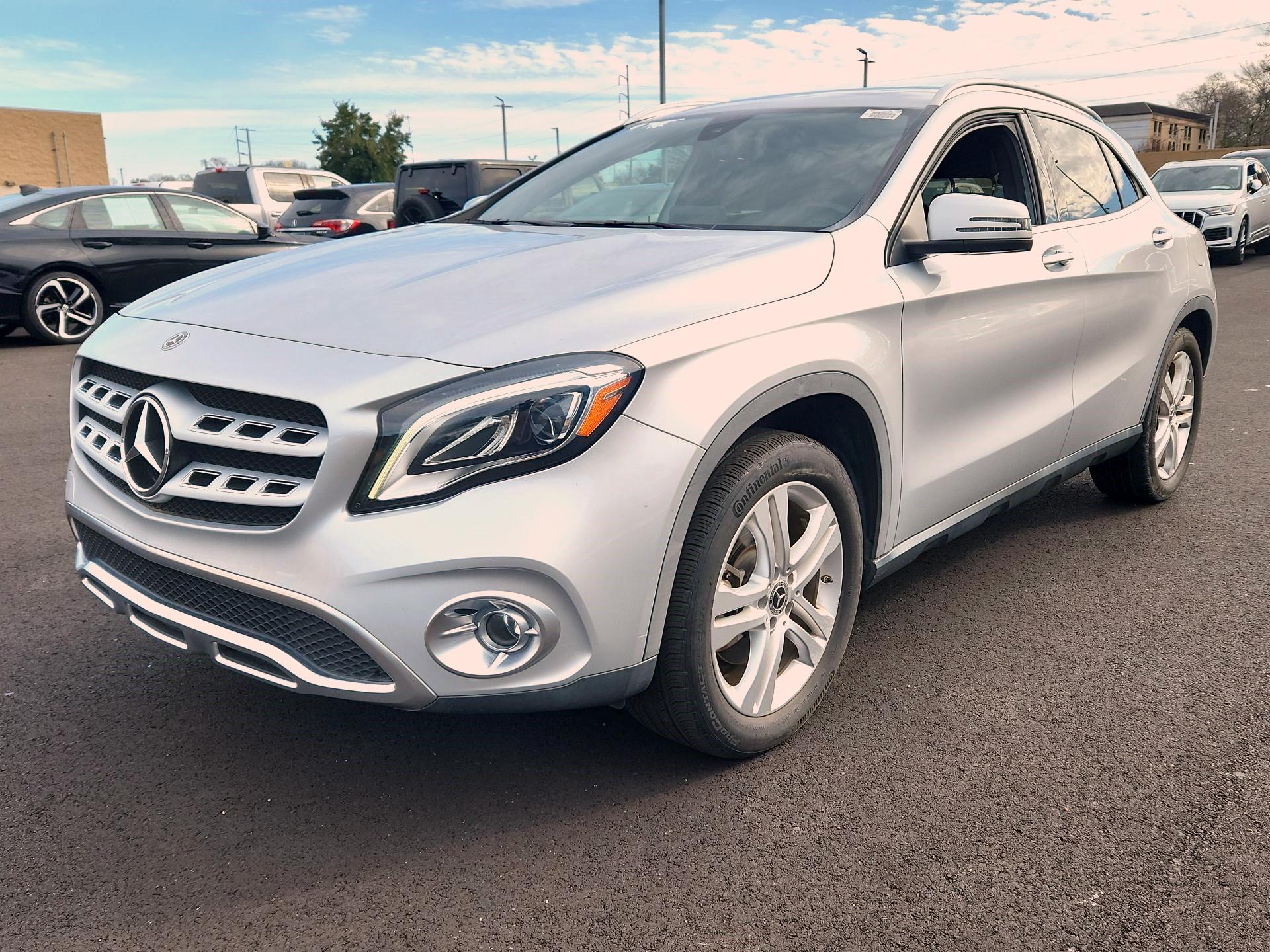 Thumbnail: 2020 Mercedes-Benz GLA - 3