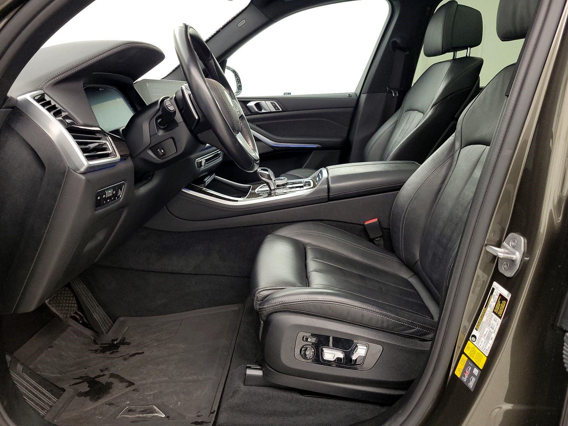 Thumbnail: 2021 BMW X5 - 11