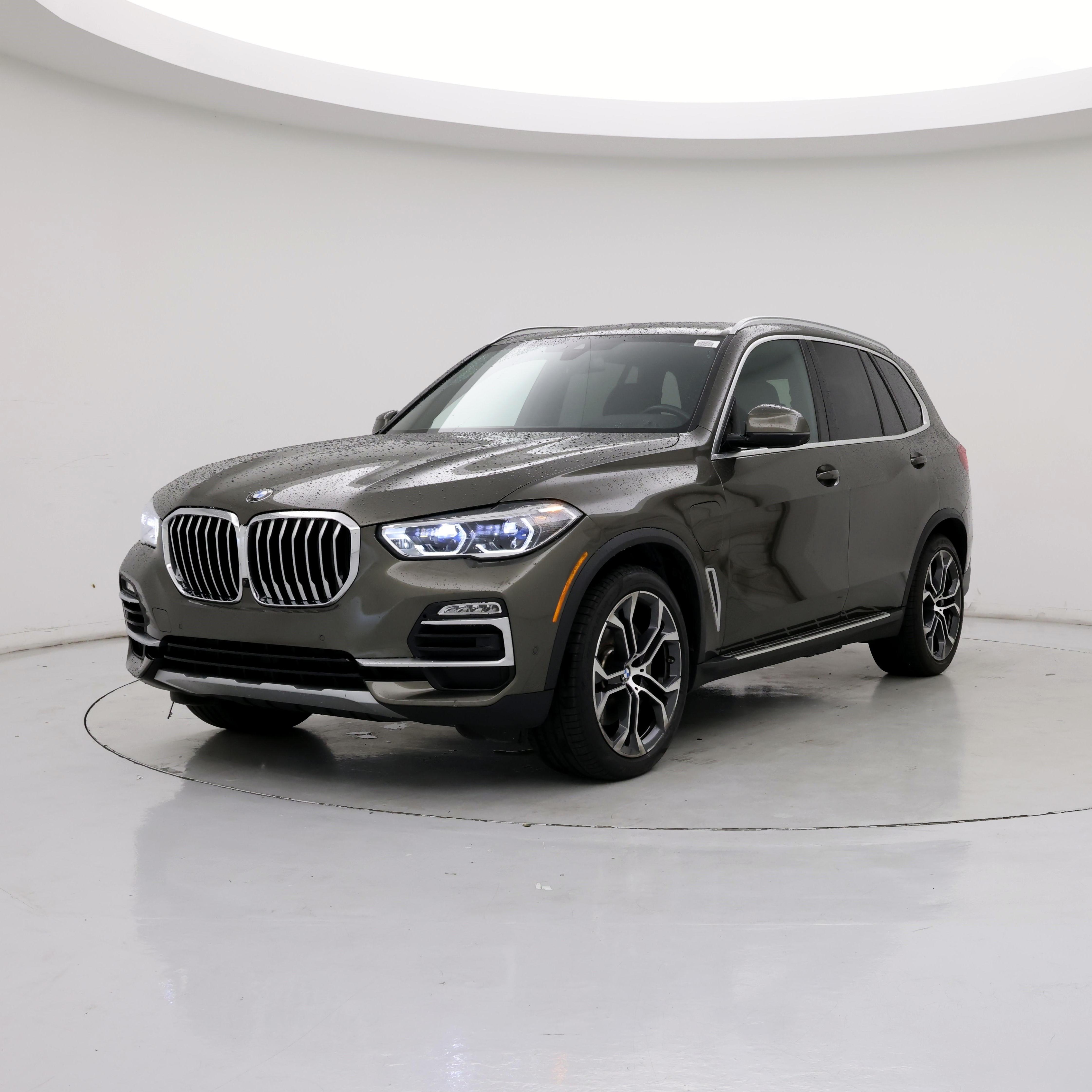 Thumbnail: 2021 BMW X5 - 4