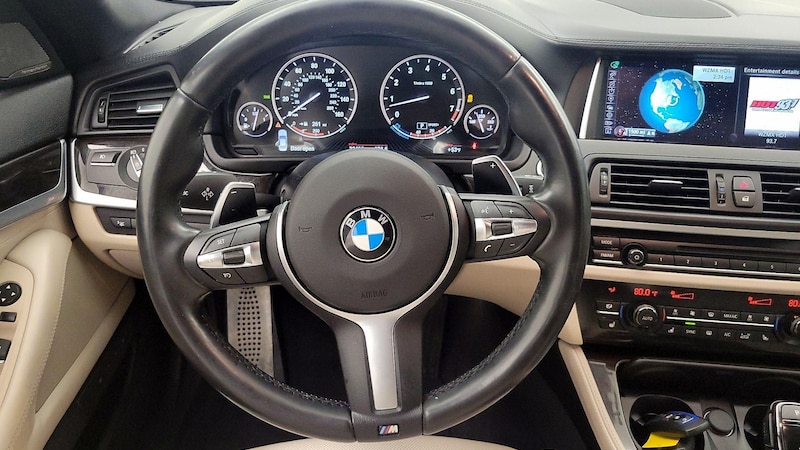 2015 BMW 5 Series 550i 10