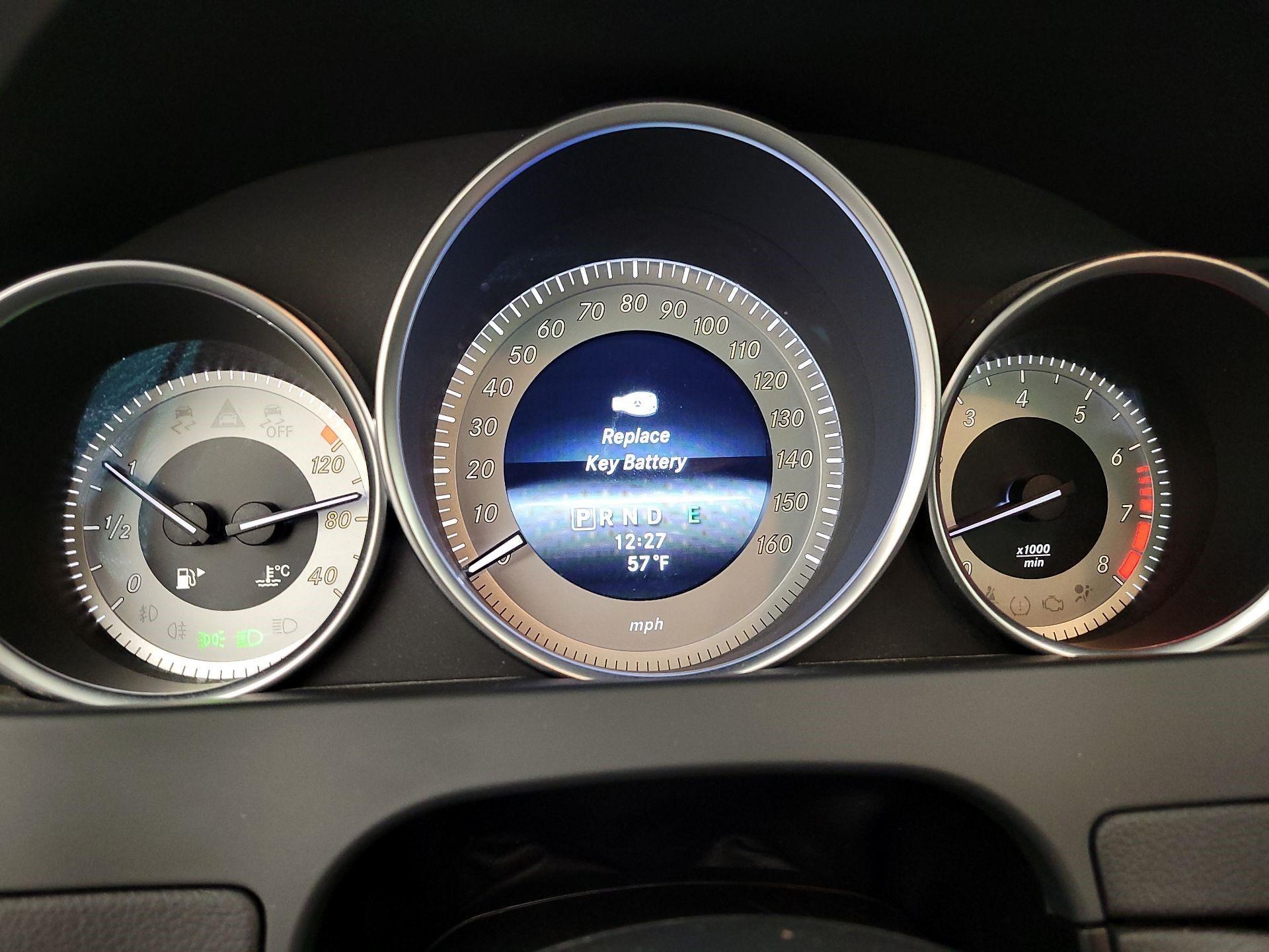 Thumbnail: 2014 Mercedes-Benz C-Class - 8