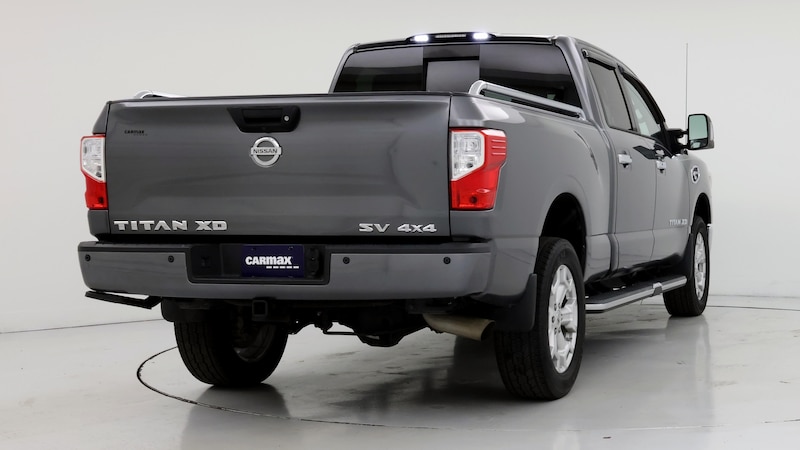 2019 Nissan Titan SV 8