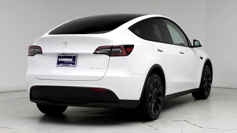 2023 Tesla Model Y Long Range 8